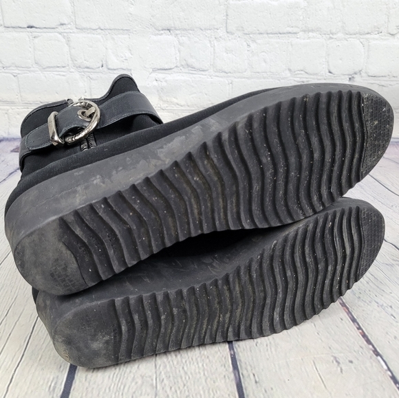 STUART WEITZMAN | side zip high top wedge boots - Picture 6 of 9